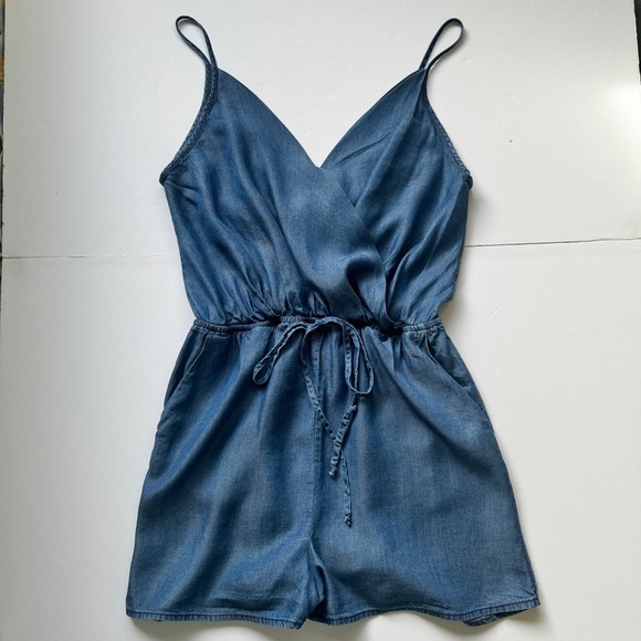 1250C Chambray Romper Blue Denim Jean Jumpsuit Shorts One Piece Boho Beachy Sz S - Picture 7 of 16